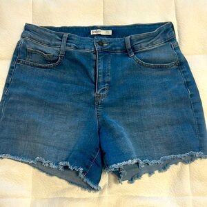 Size 10 Nine West dark wash shorts
